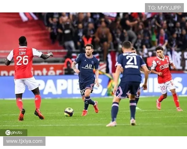 今天法甲焦点战精彩上演 巴黎圣日耳曼迎战里昂 争夺榜首关键三分