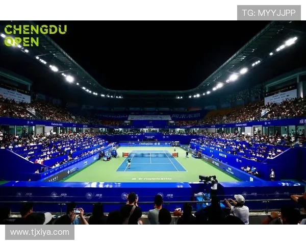 2025年网球赛季开幕 全球顶级选手争夺首个大满贯冠军荣耀 2025年网球赛季开幕 全球顶级选手争夺首个大满贯冠军荣耀