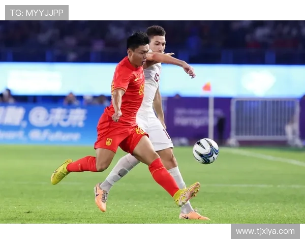 国足逆转取胜激战全场展现顽强斗志迎来世界杯晋级关键时刻 国足逆转取胜激战全场展现顽强斗志迎来世界杯晋级关键时刻