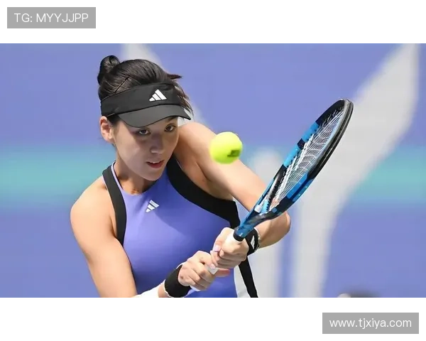 网球巨星复出之战精彩回顾 与年轻新星激烈对决引发热议